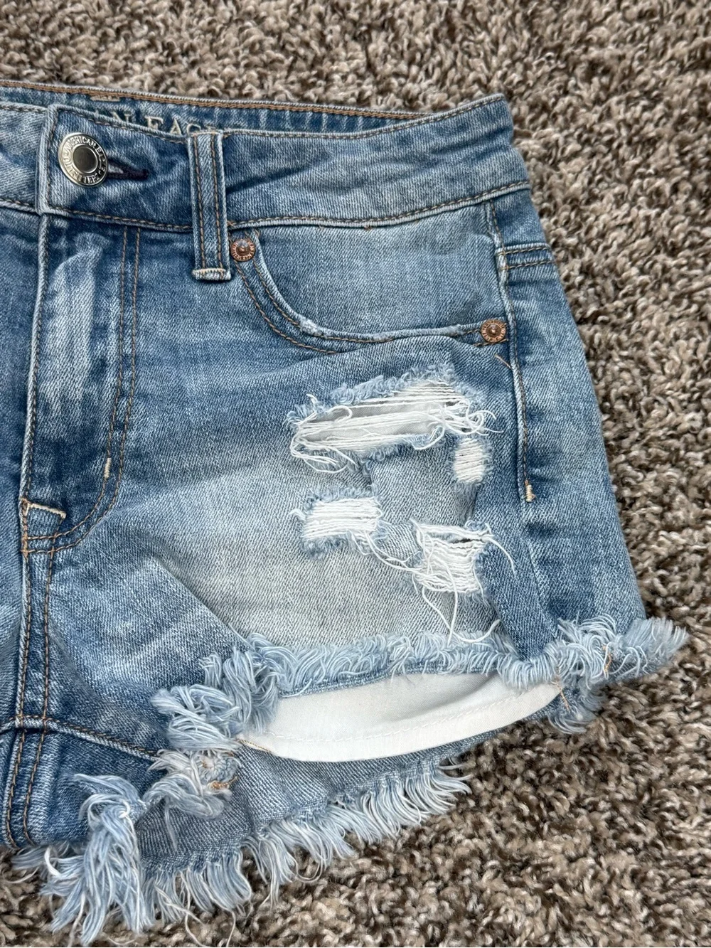 American Eagle Outfitters Women's Light Blue Distressed Denim Cutoff Shorts